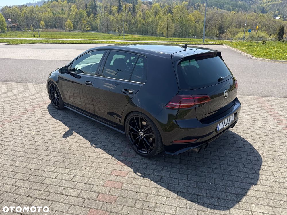 Volkswagen Golf R 4Motion (BlueMotion Technology) DSG - 7