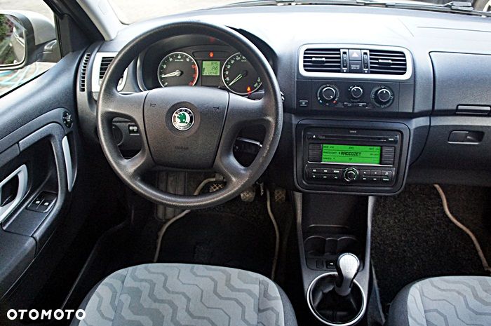 Skoda Fabia 1.2 HTP Ambiente - 19