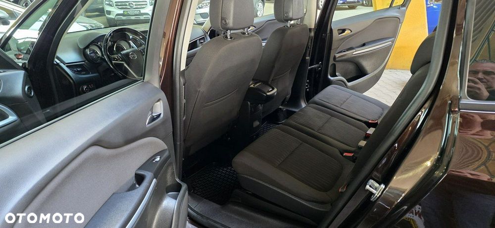 Opel Zafira - 11