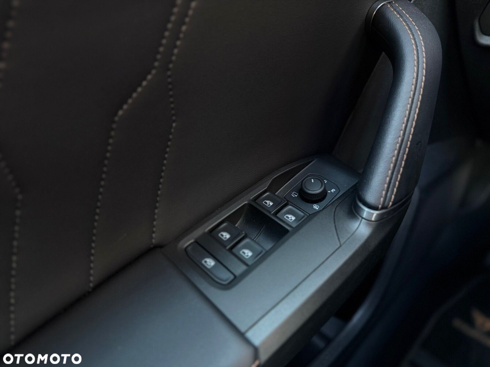 Cupra Formentor 1.5 TSI DSG - 25