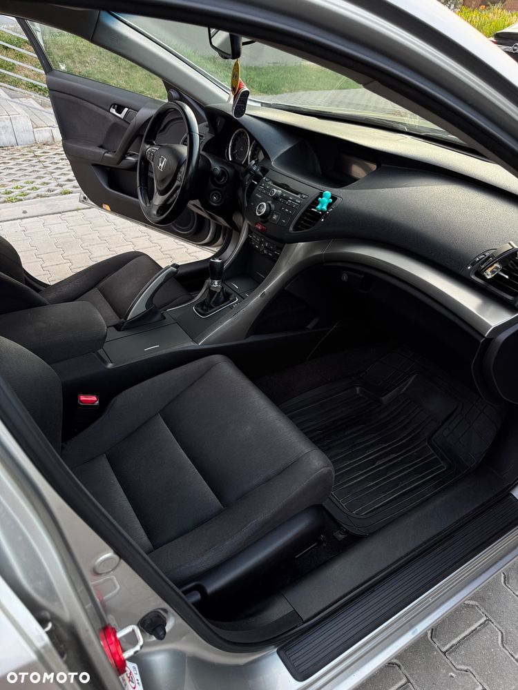 Honda Accord 2.0 Comfort - 23