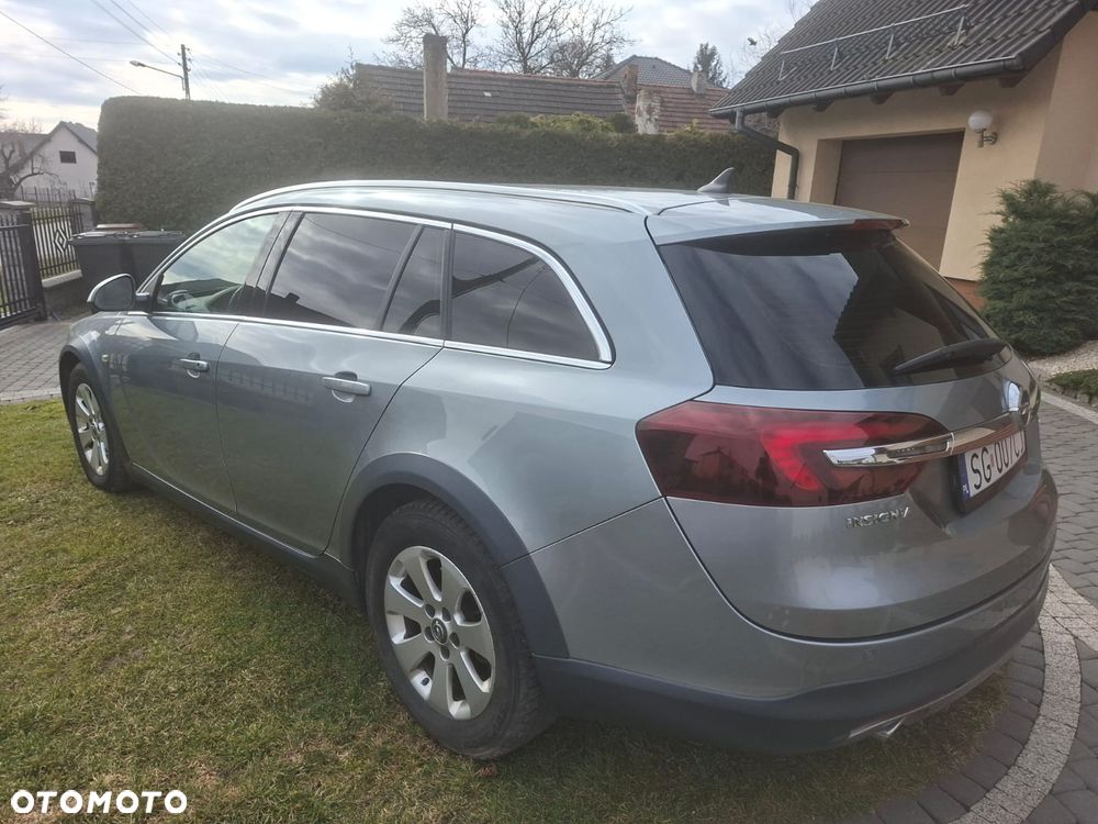 Opel Insignia 2.0 Bi Turbo CDTI 4x4 - 2