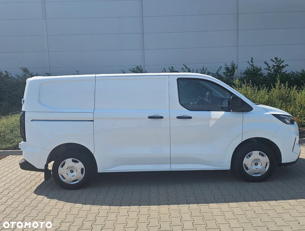 Ford TRANSIT CUSTOM - 4
