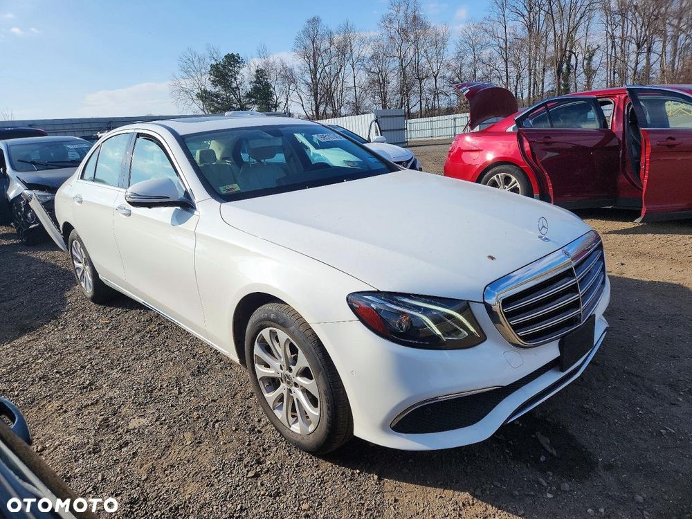 Mercedes-Benz Klasa E - 2