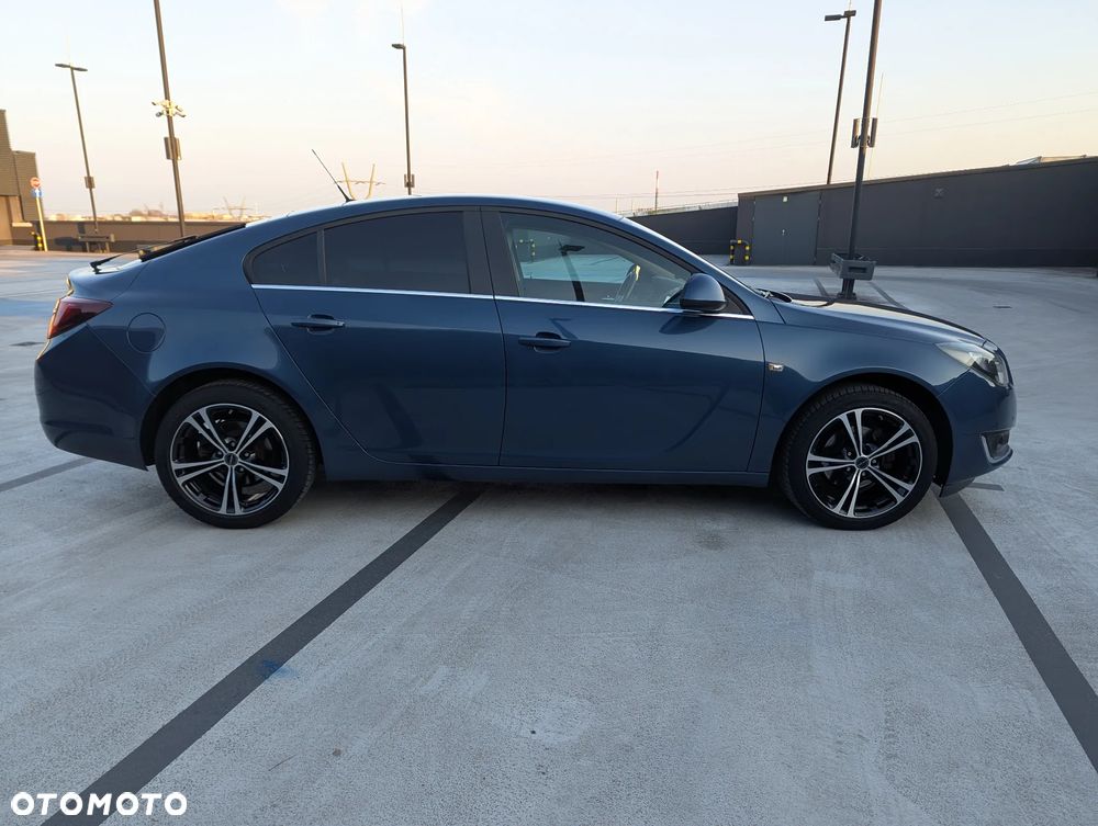 Opel Insignia 1.6 T EU6 - 7