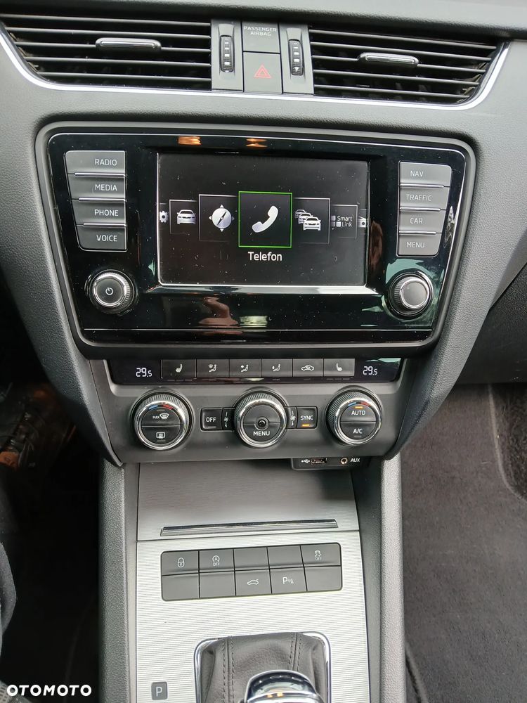 Skoda Octavia 2.0 TDI 4x4 Ambition DSG - 32