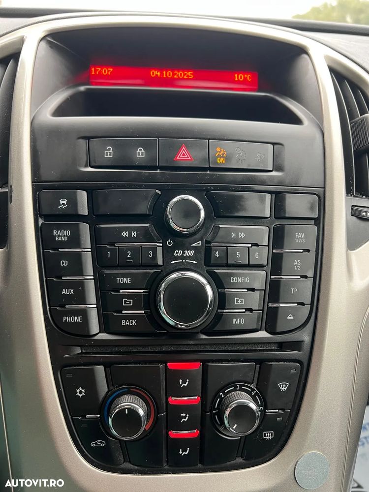 Opel Astra 1.4 Cosmo - 8
