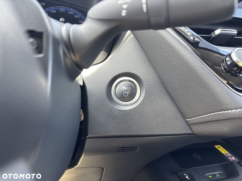 Toyota Corolla 1.8 Hybrid Comfort - 24