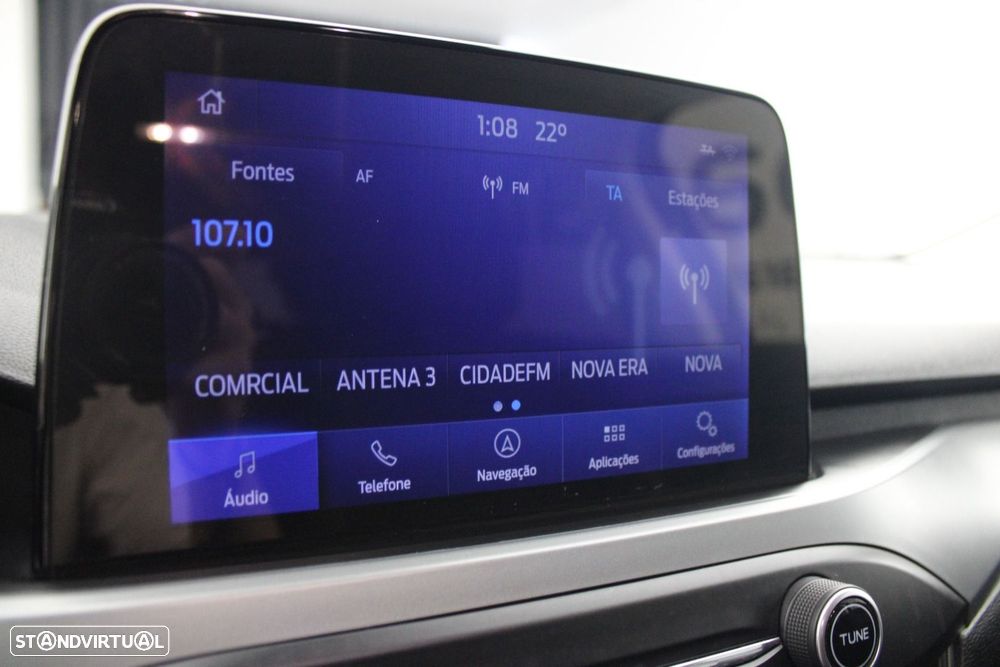 Ford Focus 1.0 EcoBoost MHEV Connected Design — fotografia 16