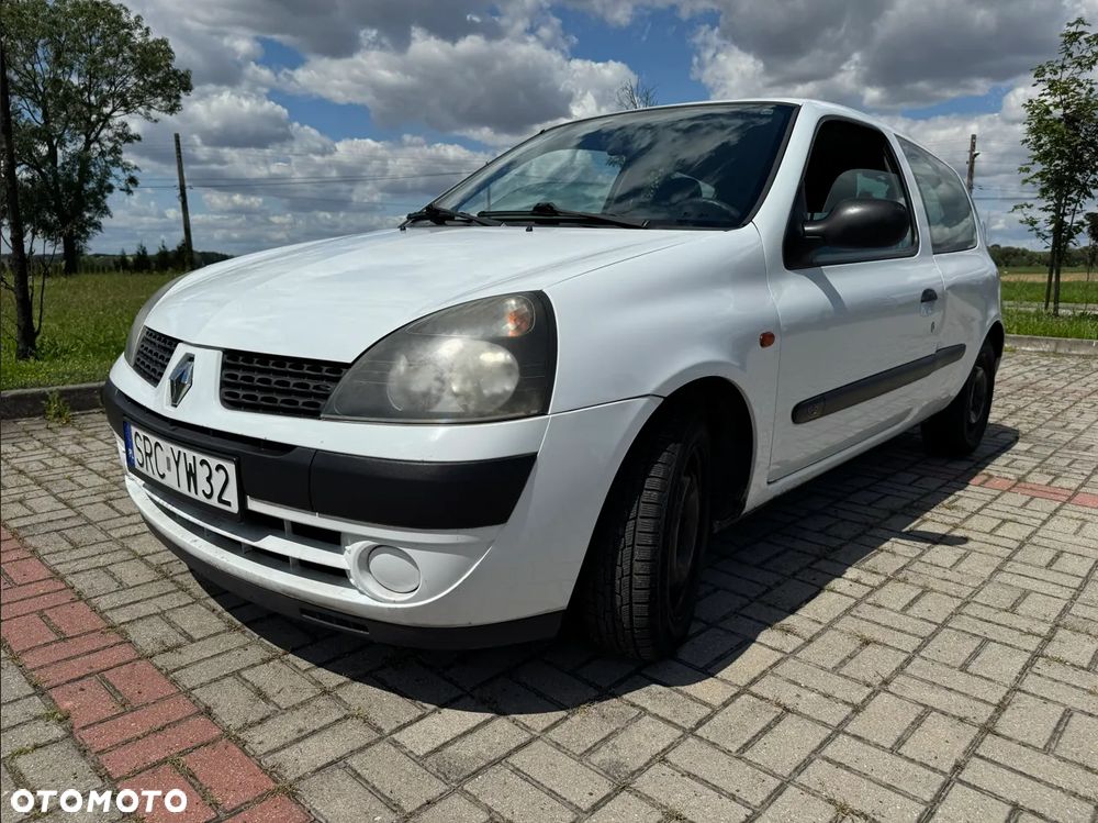 Renault Clio - 1