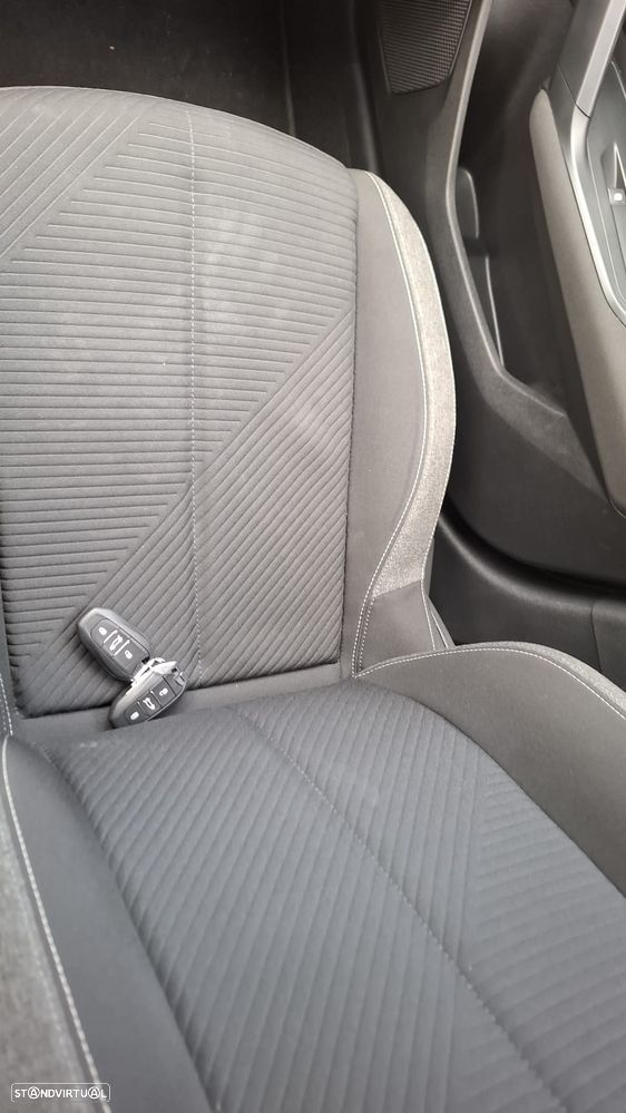 Peugeot 308 SW BlueHDi 130 EAT8 Stop & Start Allure Pack - 13