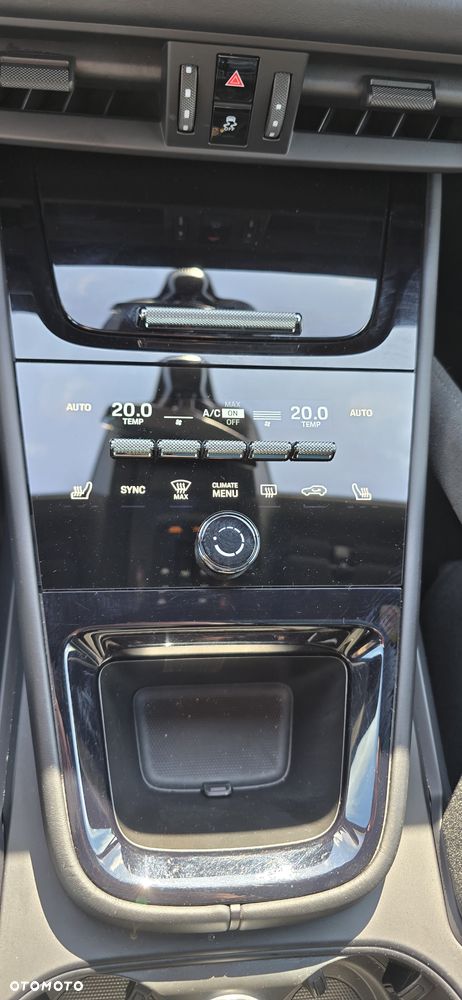 Porsche Cayenne - 14