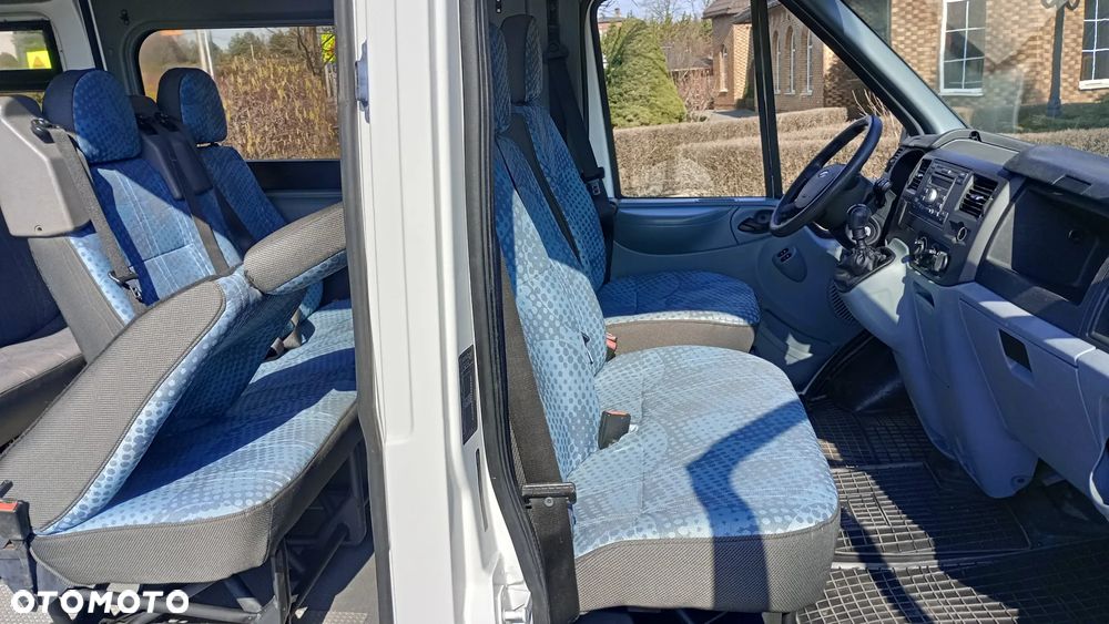 Ford Transit - 11