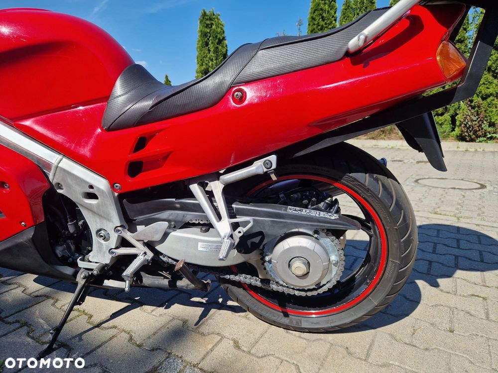 Honda VFR - 6