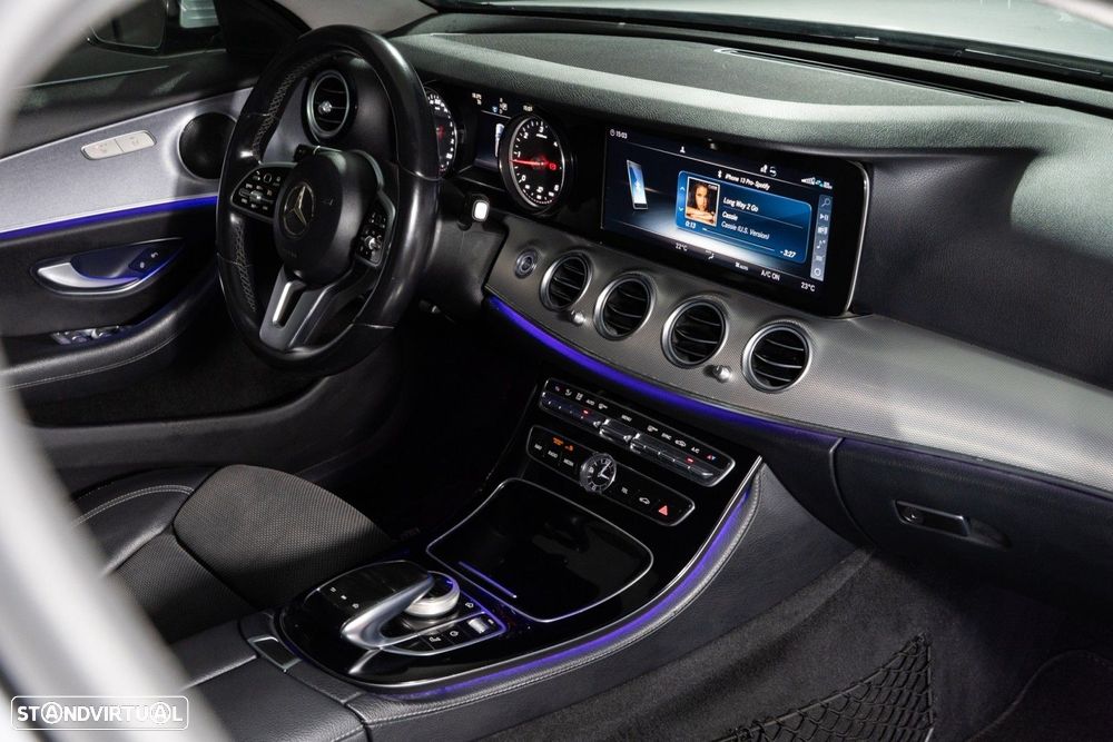 Mercedes-Benz E 220 d Avantgarde - 13