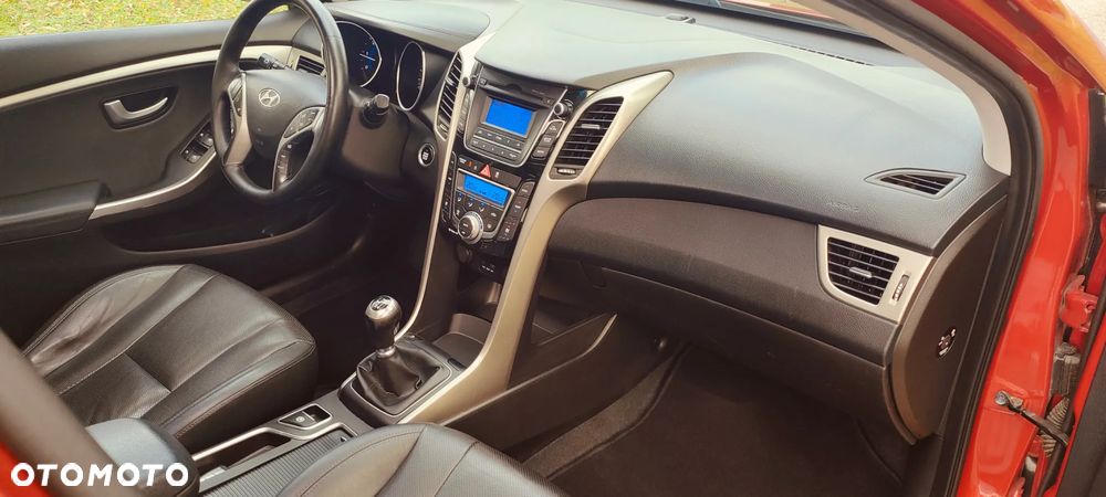 Hyundai i30 - 12