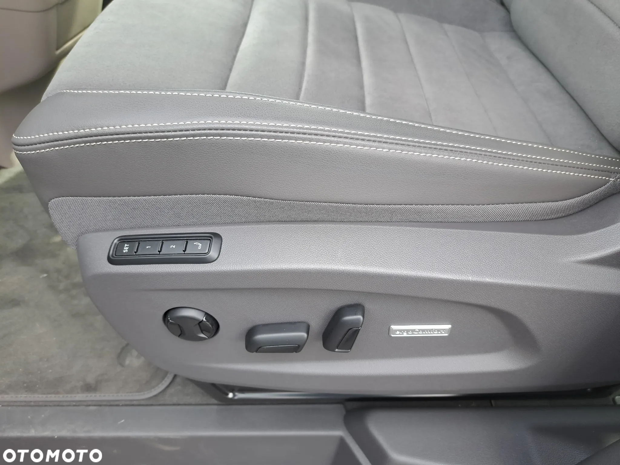 Volkswagen Multivan 2.0 TDI L2 Style DSG - 11