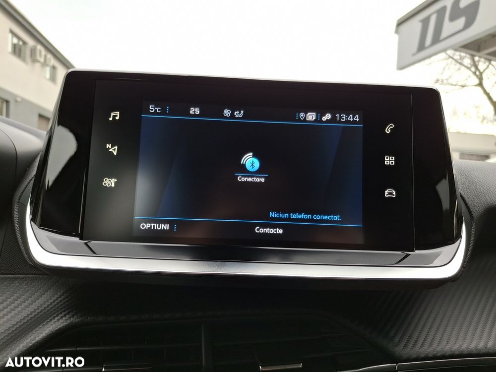 Peugeot 2008 PureTech 130 EAT8 Active Pack - 17