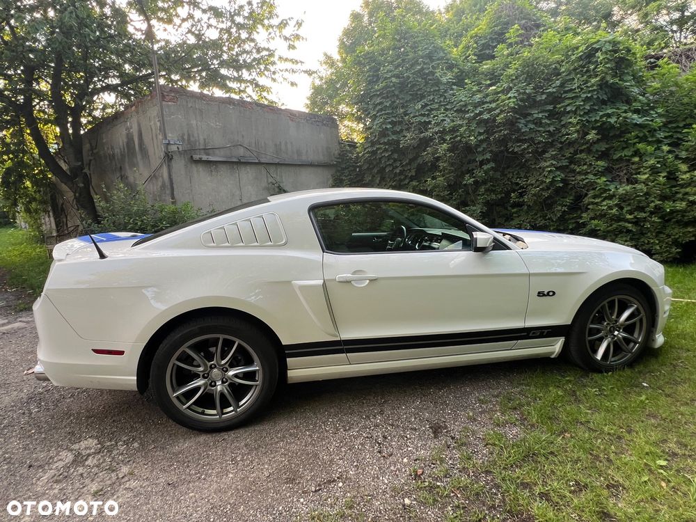 Ford Mustang 5.0 V8 GT Premium - 4