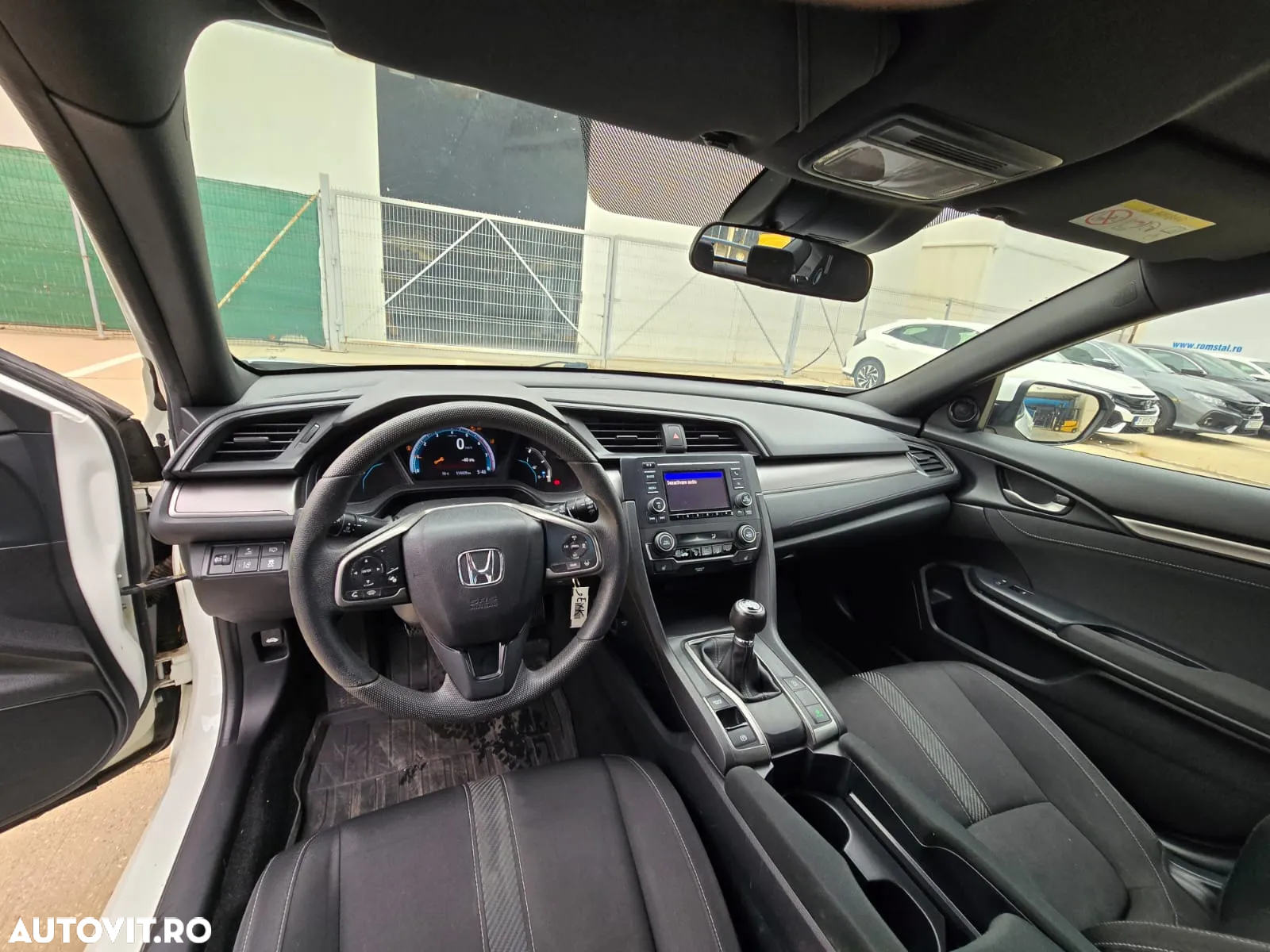 Honda Civic 1.0 VTEC Turbo Comfort Navi - 4