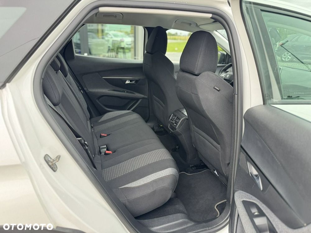 Peugeot 3008 - 21