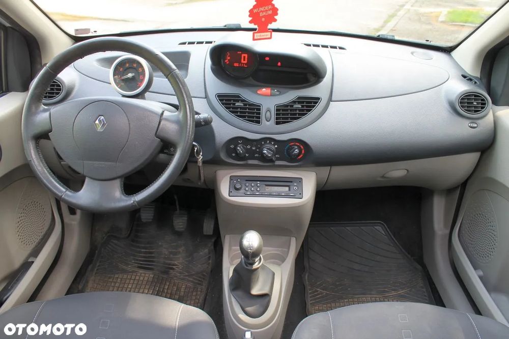 Renault Twingo - 21