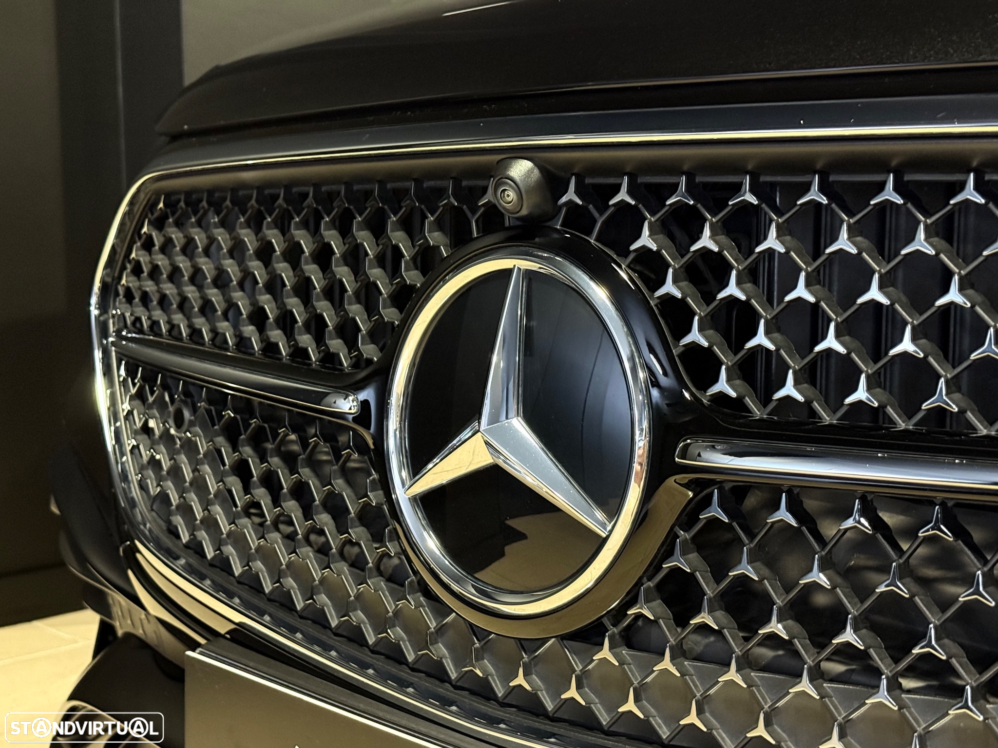 Mercedes-Benz E 300 Standard - 21