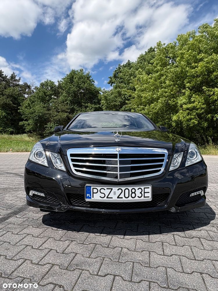 Mercedes-Benz Klasa E 250 CGI BlueEFFICIENCY Avantgarde - 8