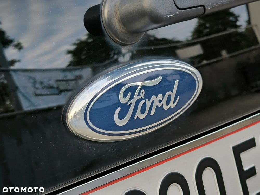Ford Galaxy 2.0 TDCi Titanium - 23