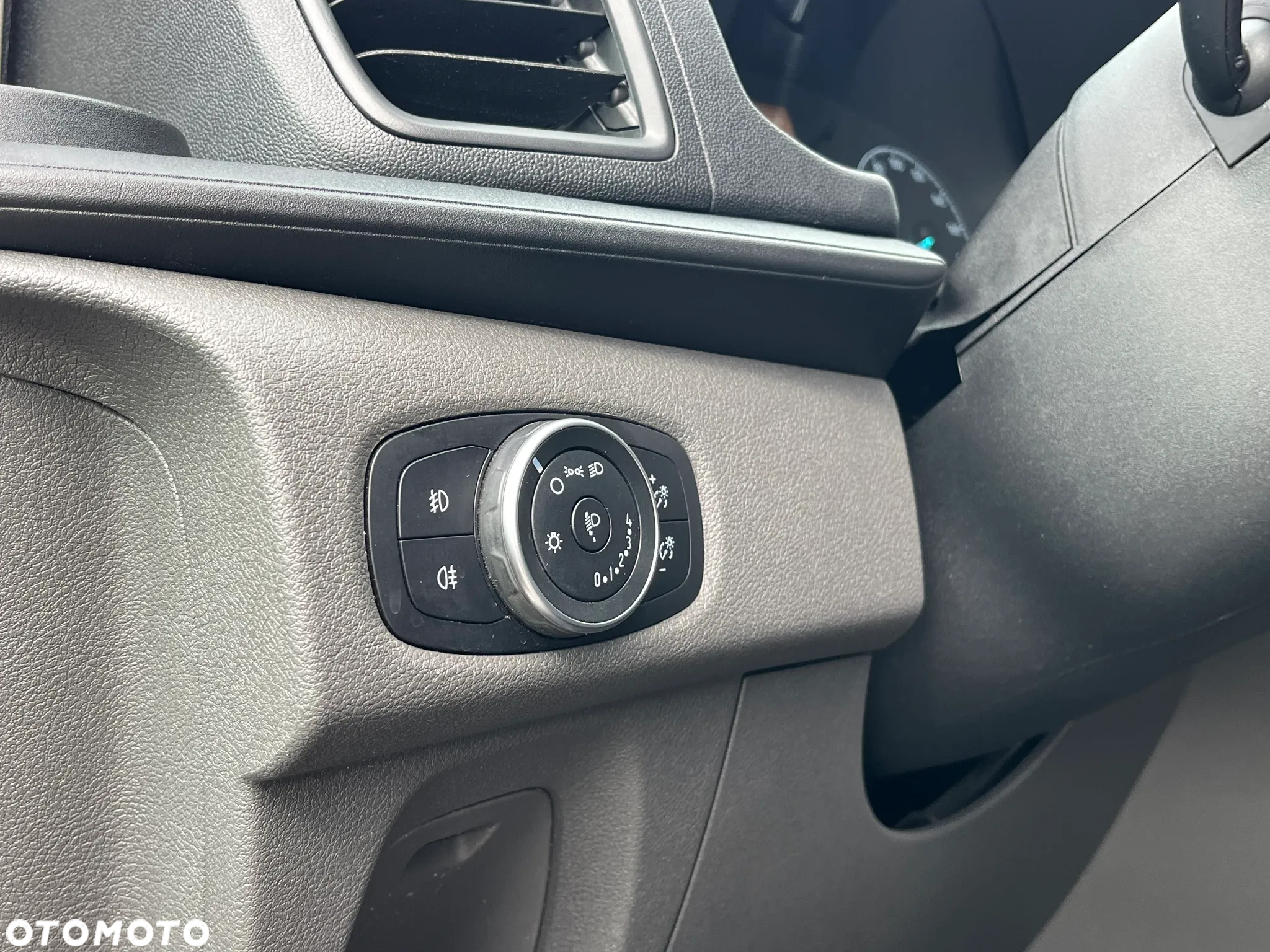 Ford Transit Custom - 14