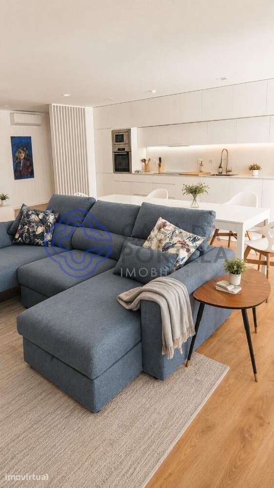 Apartamento T4 com 4 suites, garagem privativa e piscinas em Olhão - Grande imagem: 3/40