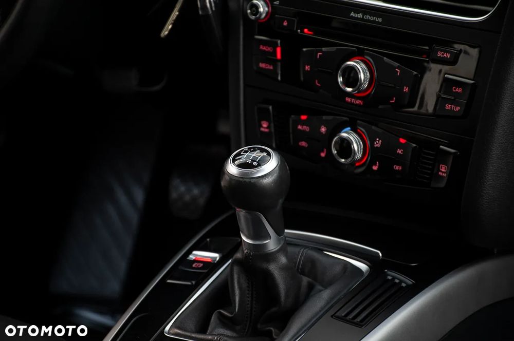 Audi A4 Limousine - 23