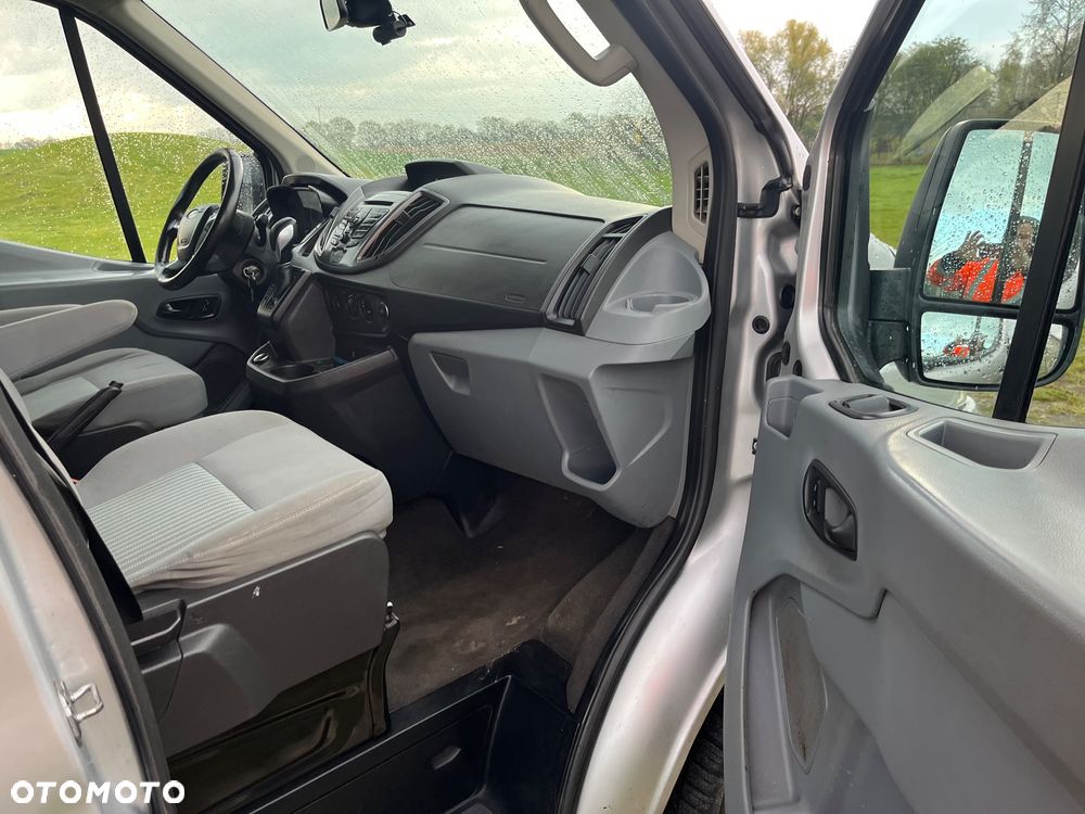 Ford Transit XLT - 15