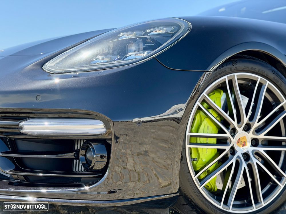 Porsche Panamera Sport Turismo Turbo S E-Hybrid - 3