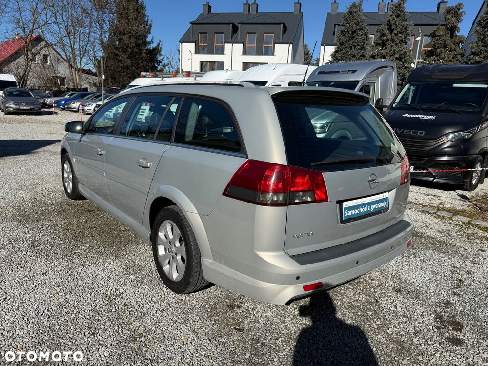 Opel Vectra 1.9 CDTI Cosmo - 4
