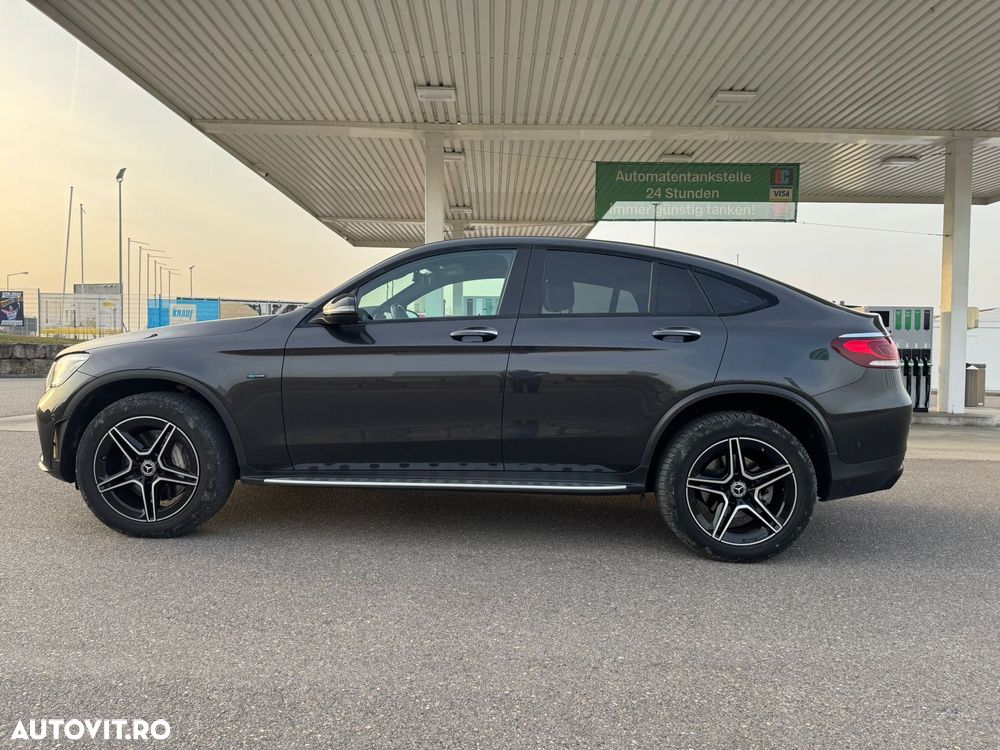 Mercedes-Benz GLC Coupe 350 e 4Matic 7G-TRONIC AMG Line - 22