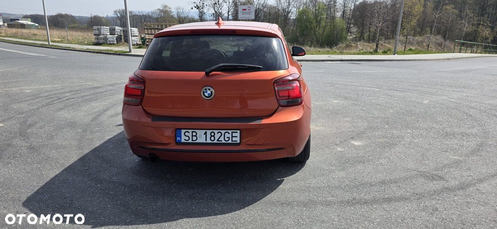 BMW Seria 1 116i - 22