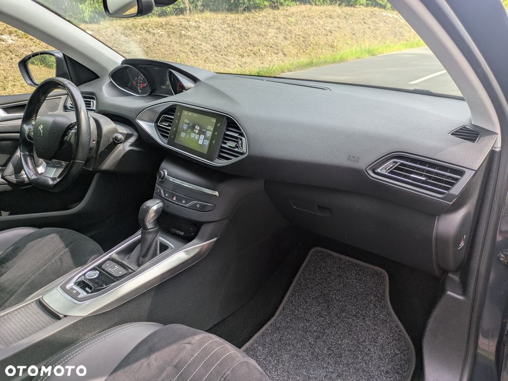 Peugeot 308 BlueHDi FAP 150 Stop&Start Automatik Allure - 19