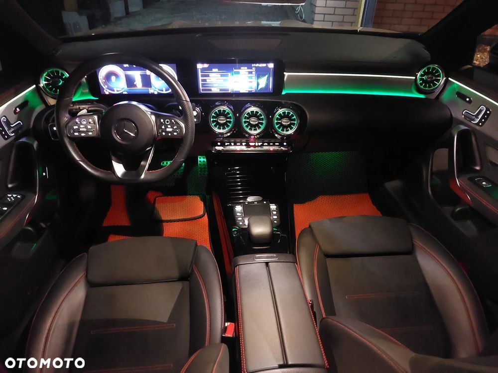 Mercedes-Benz CLA 250 4-Matic AMG Line 7G-DCT - 21