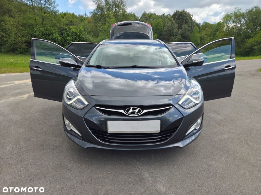 Hyundai i40 2.0 Premium - 24