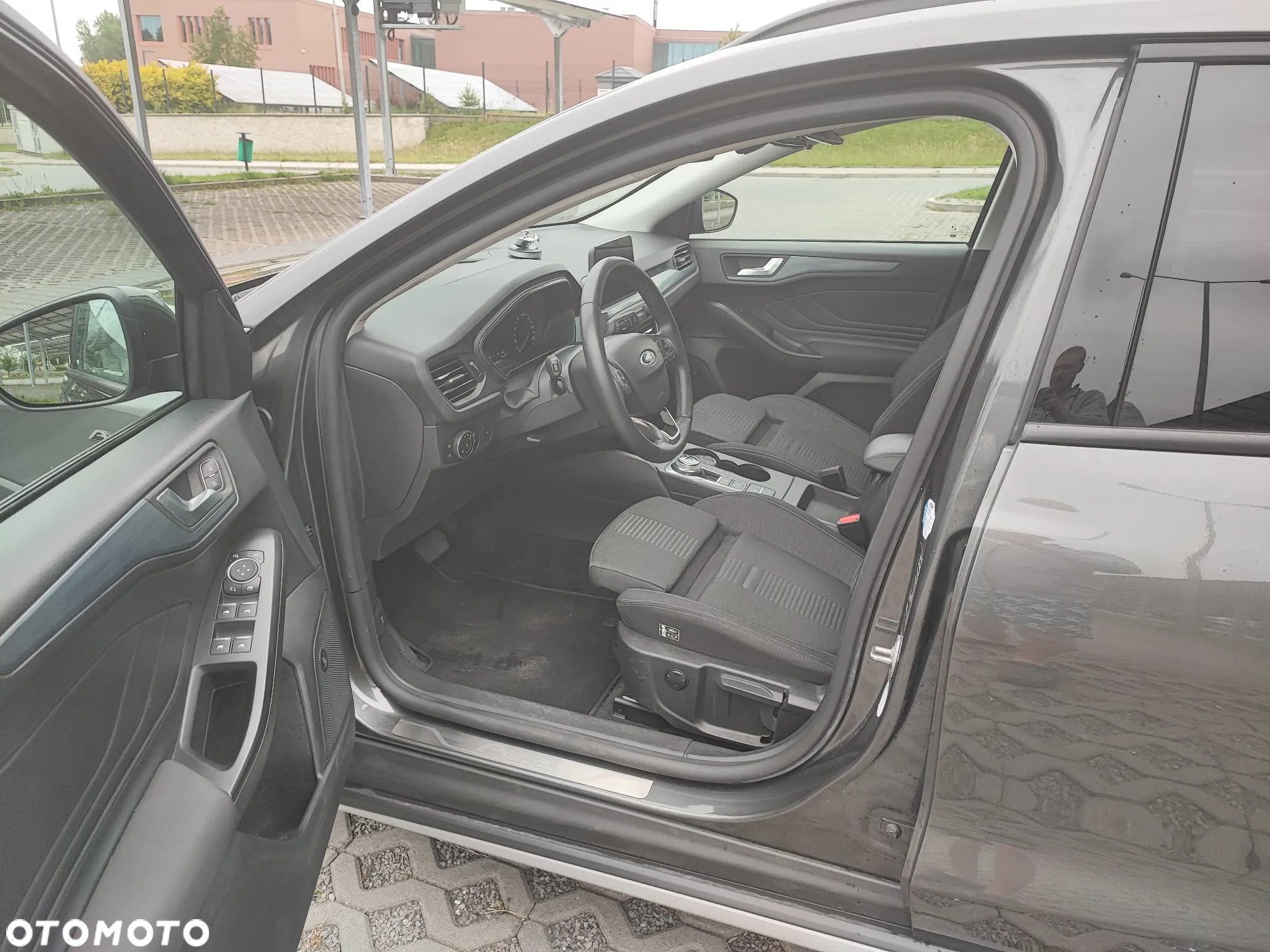 Ford Focus 1.5 EcoBoost Active X - 10