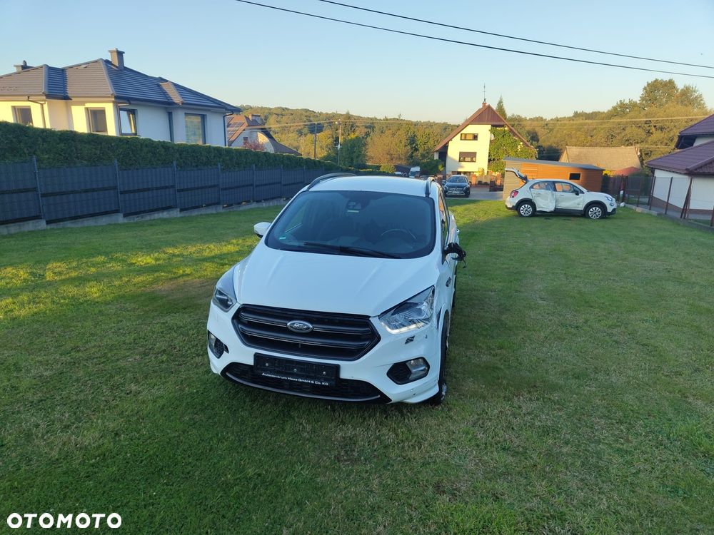 Ford Kuga 2.0 TDCi 4x4 ST-Line - 21