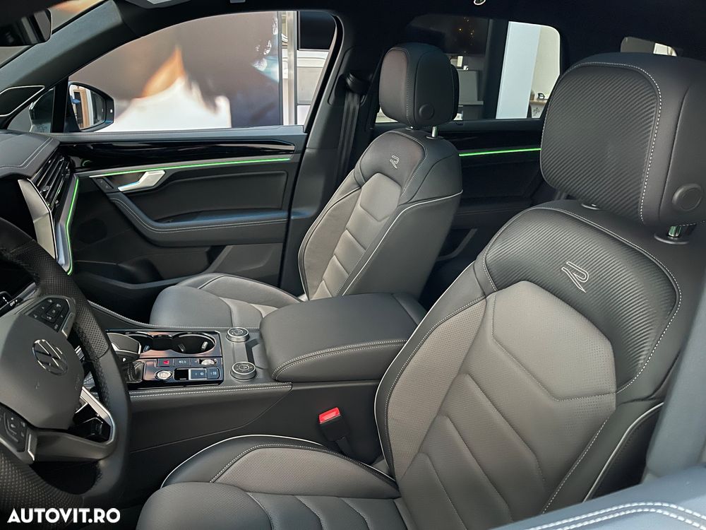 Volkswagen Touareg V6 TDI 4MOTION R-Line - 18