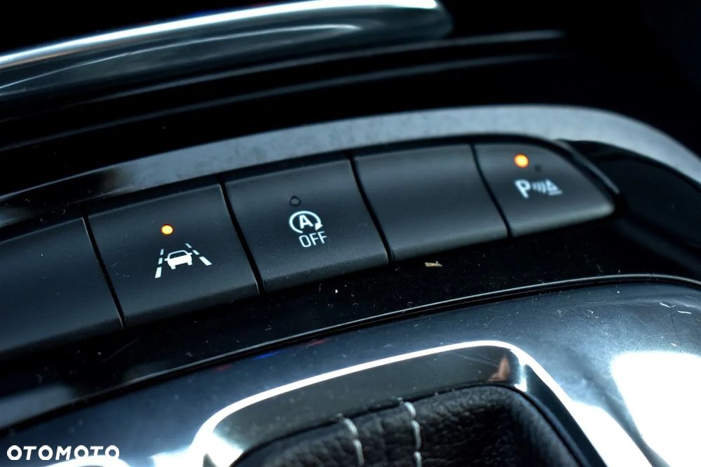 Opel Insignia 1.5 T GPF Exclusive S&S - 34