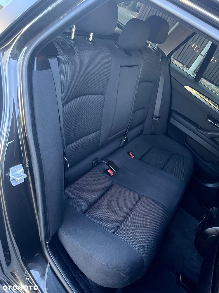 BMW Seria 5 520d - 18