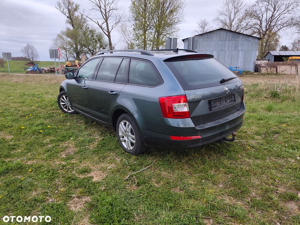 Skoda Octavia 2.0 TDI Style DSG - 3