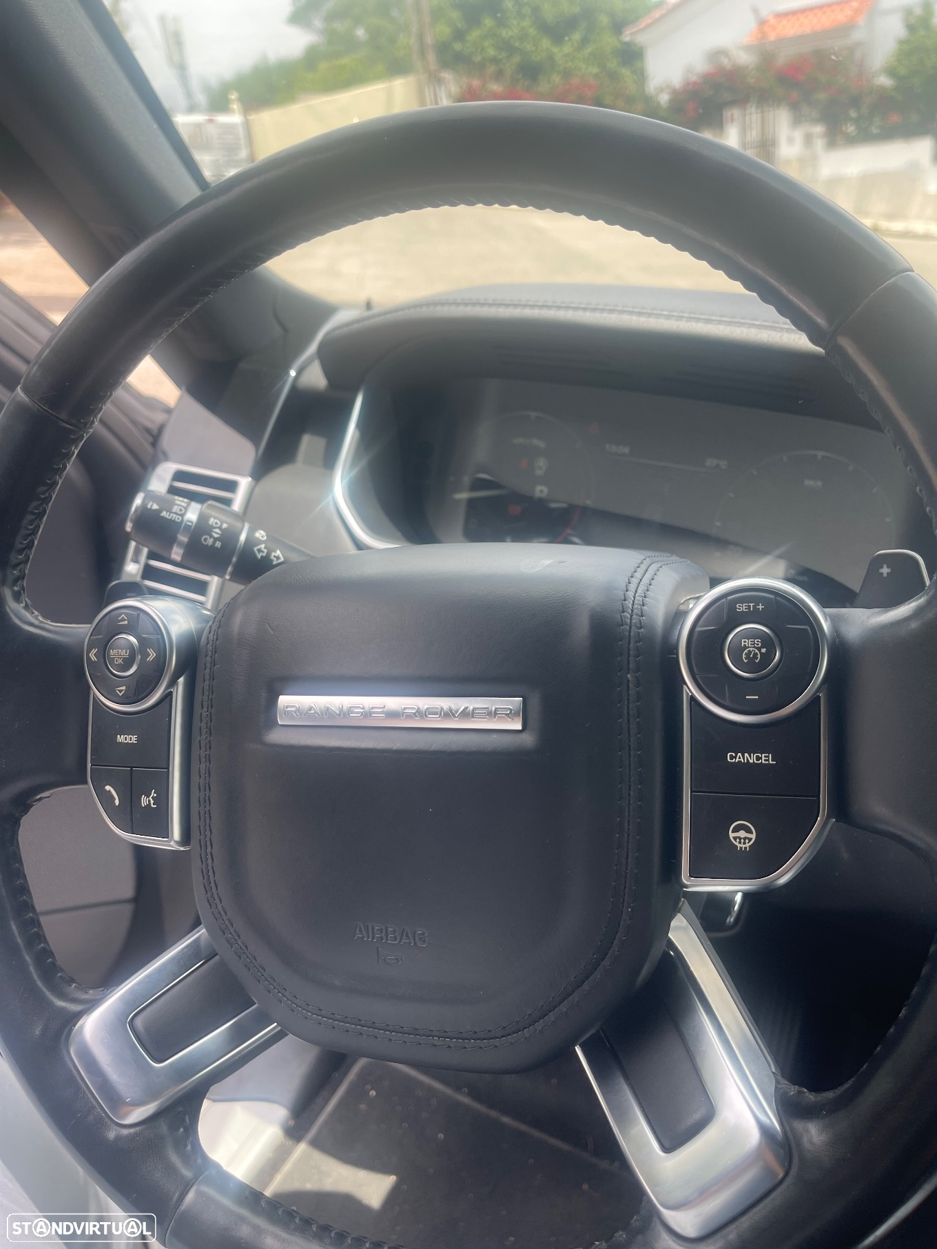 Land Rover Range Rover 3.0 TDV6 Vogue 182g - 32