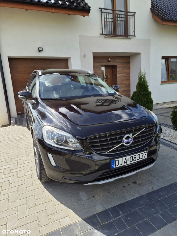 Volvo XC 60 D3 Drive-E Ocean Race - 13