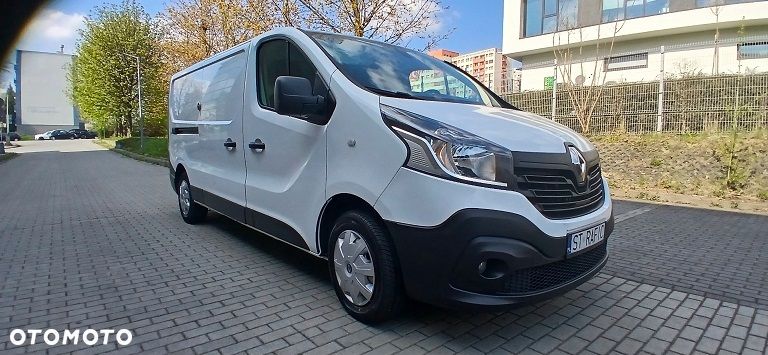 Renault Trafic - 32
