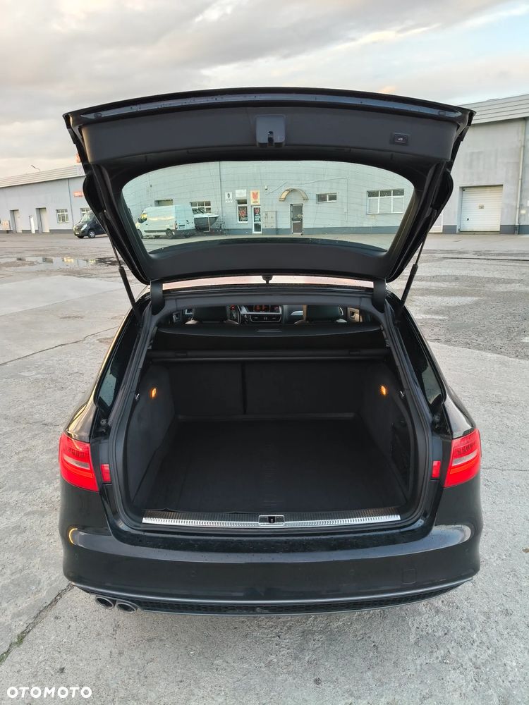 Audi A4 Avant 2.0 TDI clean diesel - 12